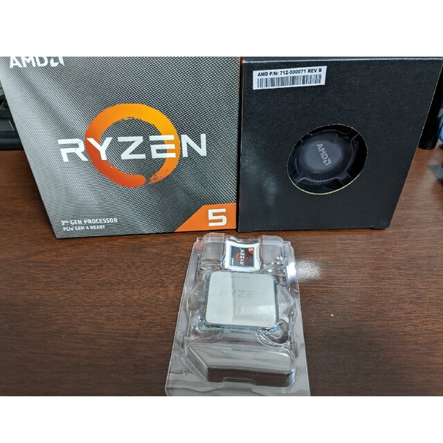 AMD RYZEN 5 3600 未使用のCPUクーラー付き