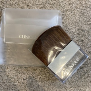 CLINIQUE - フェースパウダーブラシ　CLINIQUE 新品・未使用