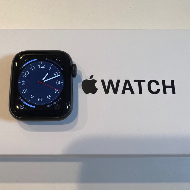 Apple Watch SE 限定 Cellularモデル 40mm BT96%