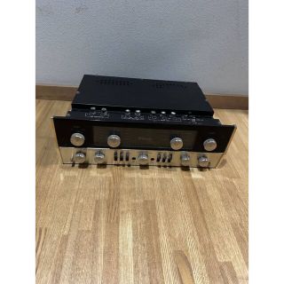 McIntosh マッキントッシュ C22 (アンプ)