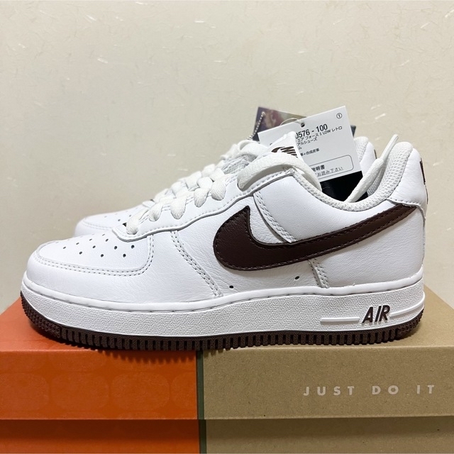 NIKE(ナイキ)のNIKE AIR FORCE 1 エアフォース1 チョコレート 23cm レディースの靴/シューズ(スニーカー)の商品写真