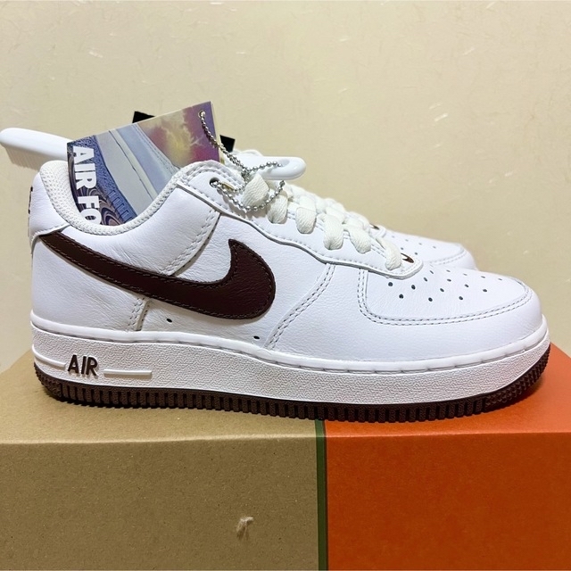 NIKE - NIKE AIR FORCE 1 エアフォース1 チョコレート 23cmの通販 by