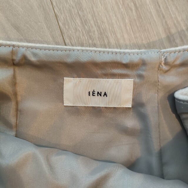 IENA(イエナ)のイエナ　Wビーバータックスカート　36 レディースのスカート(ひざ丈スカート)の商品写真