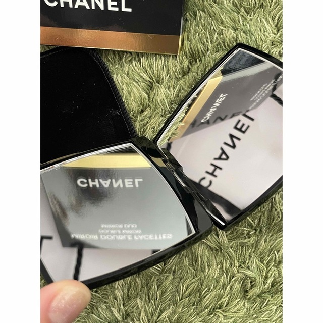 CHANEL(シャネル)のシャネル ミラー 新品★CHANEL★ レディースのファッション小物(ミラー)の商品写真