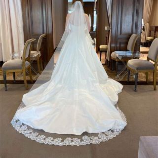 ヴェラウォン(Vera Wang)のトリートドレッシング　ベール(ウェディングドレス)