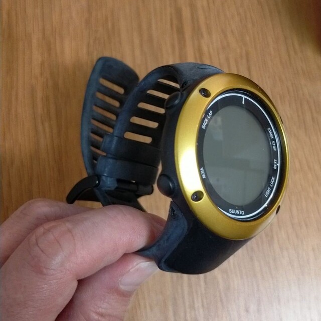 SUUNTO(スント)のSUUNTO AMBIT 2S LIME スポーツ/アウトドアのランニング(その他)の商品写真