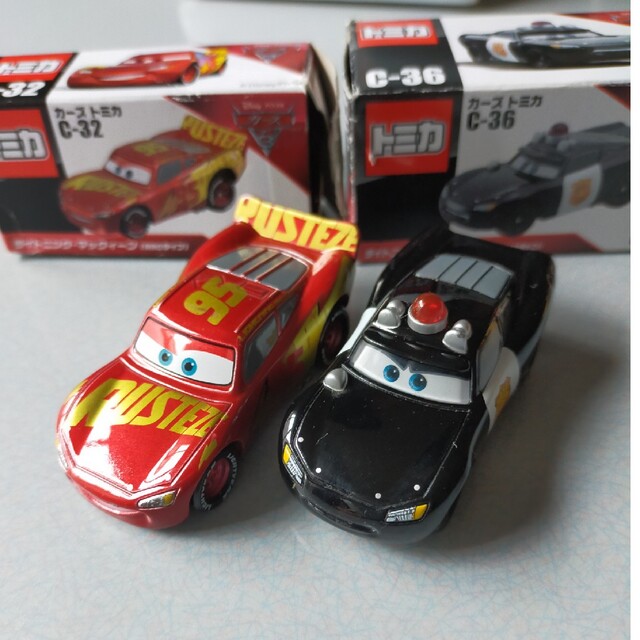 Takara Tomy - カーズ トミカ2台セット ライトニング・マックィーン