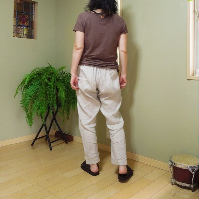 asana HEMP100% もんぺ パンツ レディースのパンツ(カジュアルパンツ)の商品写真