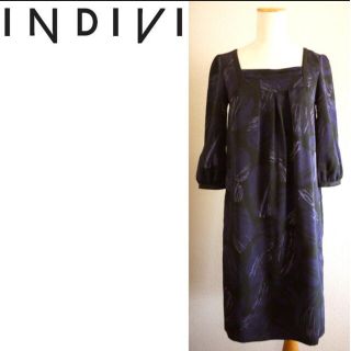 インディヴィ(INDIVI)のINDIVI　インディヴィ　プリントワンピース　38(ひざ丈ワンピース)