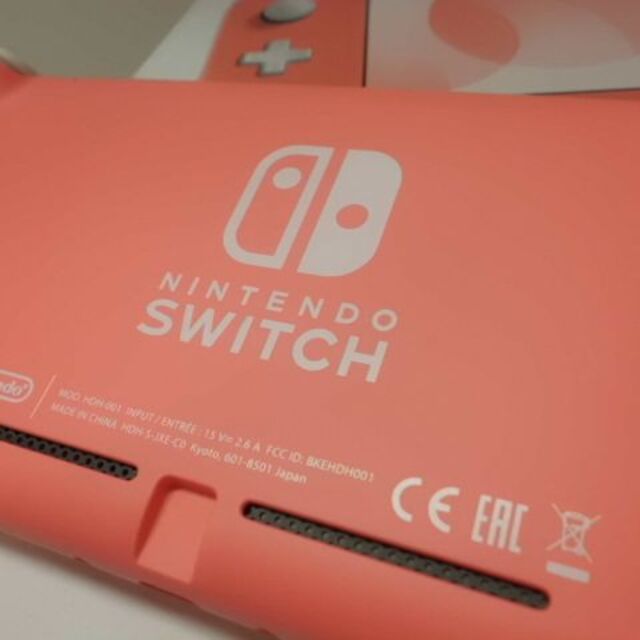 Nintendo Switch(ニンテンドースイッチ)のNintendo Switch Lite Coral 任天堂スイッチライト エンタメ/ホビーのゲームソフト/ゲーム機本体(携帯用ゲーム機本体)の商品写真