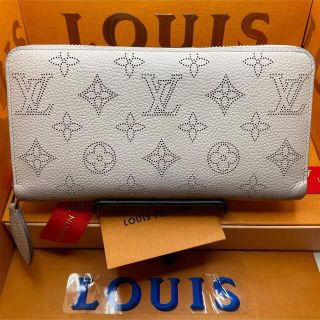 ルイヴィトン(LOUIS VUITTON)の⭐︎美品⭐︎…ルイヴィトン(FRID)パンチングモノグラム・マヒナ・ブリューム(財布)