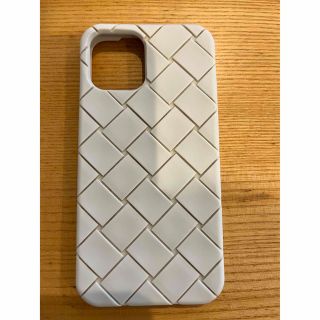 ボッテガヴェネタ(Bottega Veneta)の希少：ボッテガべネタ iPhone12ケース ホワイト(iPhoneケース)