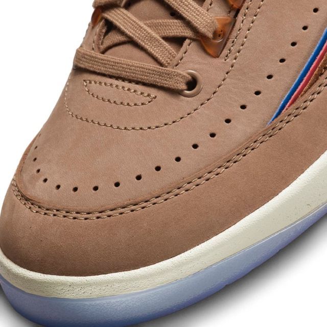 Two 18 × Nike Air Jordan 2 Low Tan NIKE 3