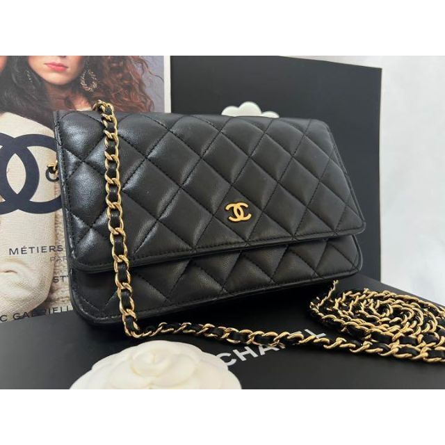 【20番台】CHANEL マトラッセ チェーンウォレット ラムスキン