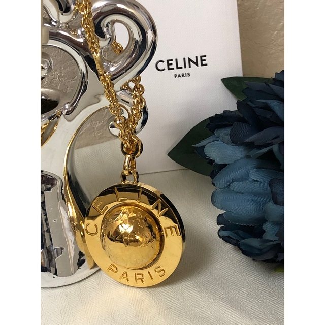 celine(セリーヌ)のCELINE セリーヌ　バックチャーム　キーホルダー レディースのファッション小物(キーホルダー)の商品写真