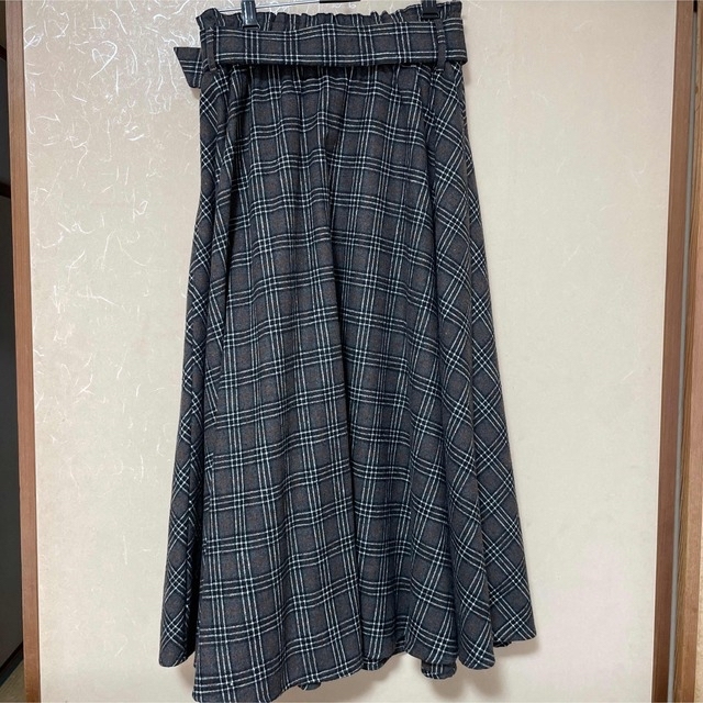 Chez toi(シェトワ)のチェックフレアスカート レディースのスカート(ロングスカート)の商品写真