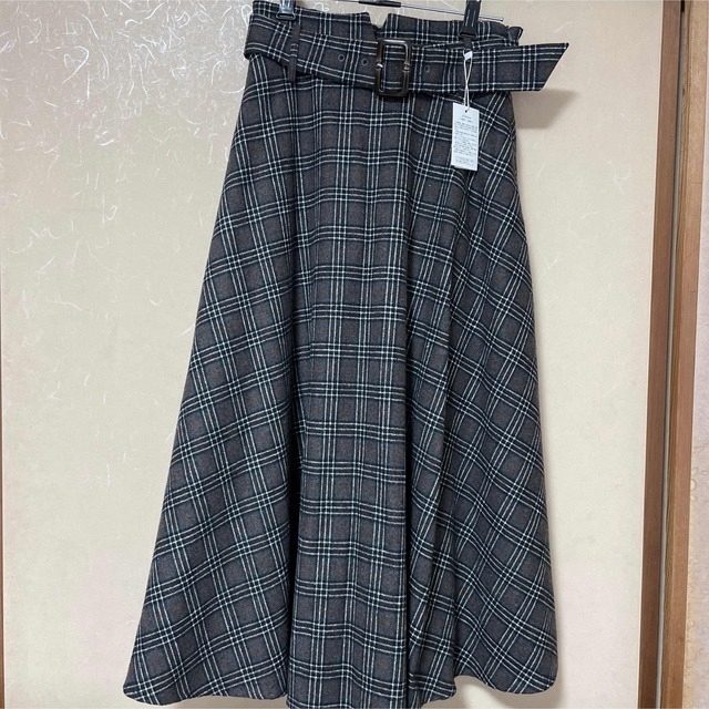 Chez toi(シェトワ)のチェックフレアスカート レディースのスカート(ロングスカート)の商品写真