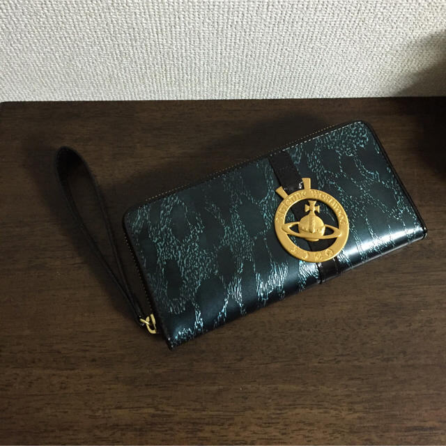 Vivienne Westwood(ヴィヴィアンウエストウッド)の新品✨ヴィヴィアンウエストウッド 長財布 正規品 レディースのファッション小物(財布)の商品写真