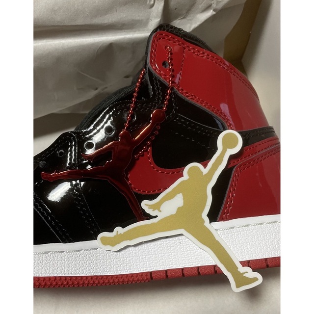 NIKE(ナイキ)のNike GS Air Jordan 1 High OG Patent Bred レディースの靴/シューズ(スニーカー)の商品写真