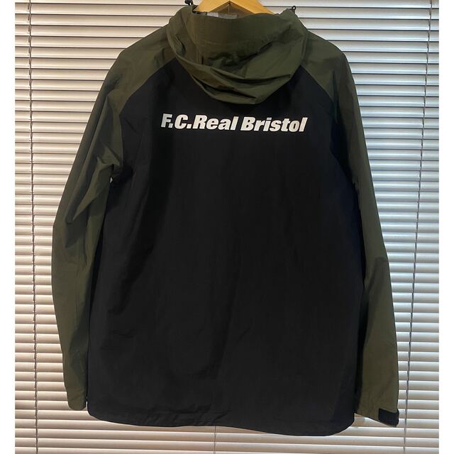 F.C.R.B.(エフシーアールビー)のFCRB SOPH BRISTOL Rain Jacket XLサイズ メンズのジャケット/アウター(ナイロンジャケット)の商品写真