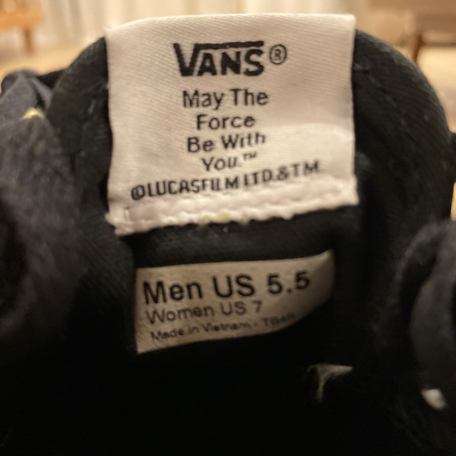 VANS(ヴァンズ)のバンズ スターウォーズコラボスニーカー レディースの靴/シューズ(スニーカー)の商品写真