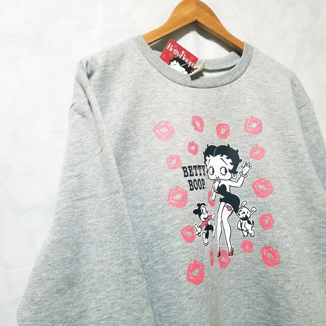 Betty Boop ベティーブープ ベティちゃん 服 新品 裏起毛 トレーナー グレーの通販 by じゅん's shop｜ベティブープならラクマ