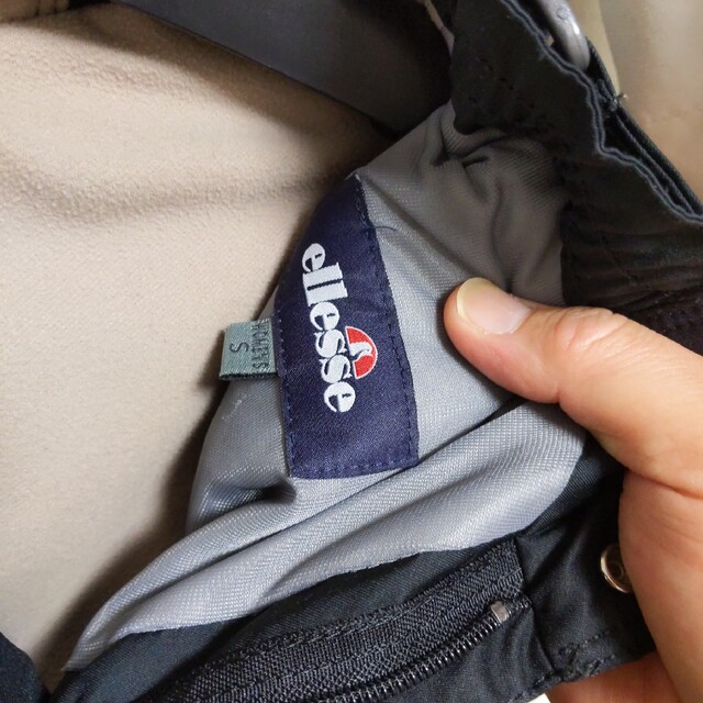 ellesse(エレッセ)のYU♡　様専用　エレッセ　ellesse　スキーウェア　上下　Ｓ スポーツ/アウトドアのスキー(ウエア)の商品写真