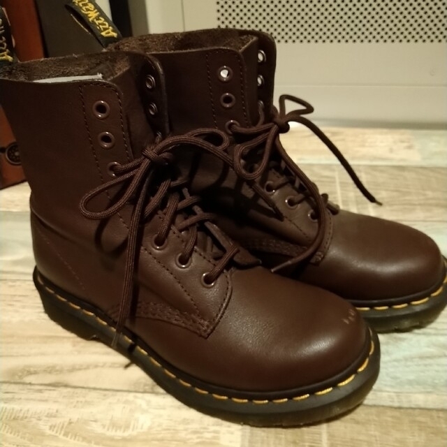 Dr.Martens　レースアップブーツ