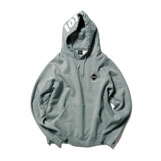 エフシーアールビー(F.C.R.B.)の19aw fcrb「HOOD LOGO PULL OVER SWEAT」XL 灰(パーカー)