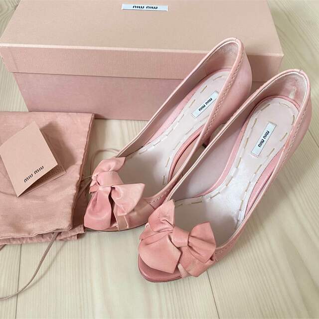 美品 miumiu リボンシューズ ミュウミュウ 22.5㎝-