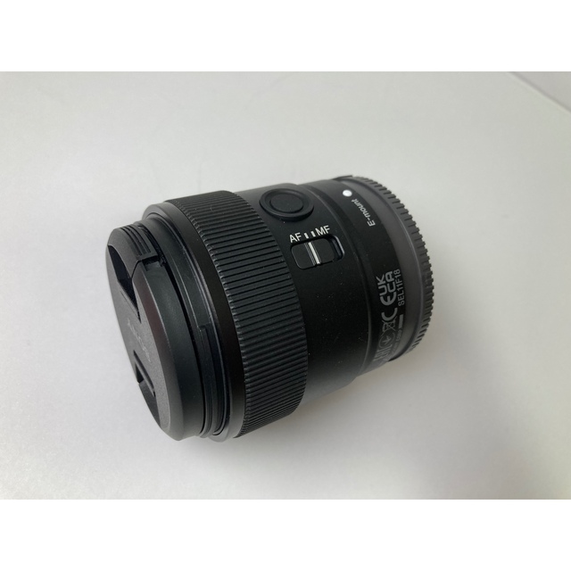 SONY(ソニー)のSONY SEL11F18  E11mm F1.8 スマホ/家電/カメラのカメラ(レンズ(単焦点))の商品写真