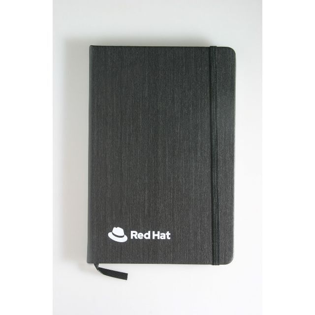 非売品 redhat ノベルティ ロゴ入り ノート メモ帳 エンタメ/ホビーのコレクション(ノベルティグッズ)の商品写真