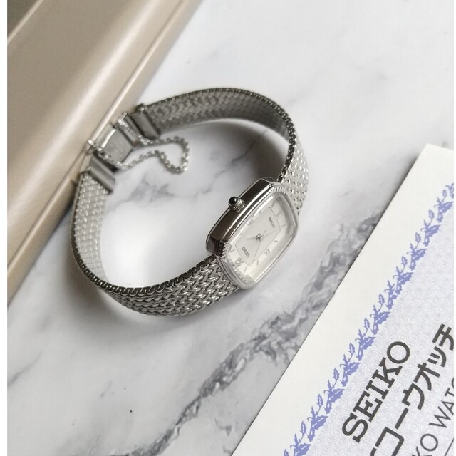 SEIKO(セイコー)のセイコー エクセリーヌ 美品 1Pダイヤモンド レディース難有 クォーツ レディースのファッション小物(腕時計)の商品写真