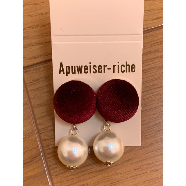 Apuweiser-riche(アプワイザーリッシェ)のアプワイザーリッシェ　ボルドー　ワインレッド　ピアス　ゴールド　パール レディースのアクセサリー(ピアス)の商品写真