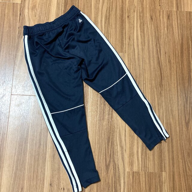 adidas(アディダス)のadidas アディダス キッズ パンツ 120 スポーツ ネイビー系 キッズ/ベビー/マタニティのキッズ服男の子用(90cm~)(パンツ/スパッツ)の商品写真