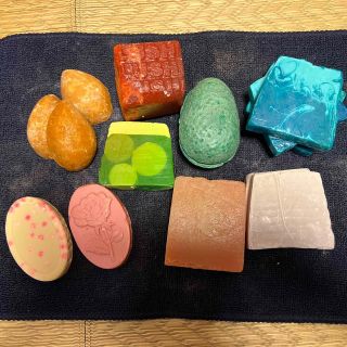 ラッシュ(LUSH)のマッサージバー ソープ(ボディソープ/石鹸)