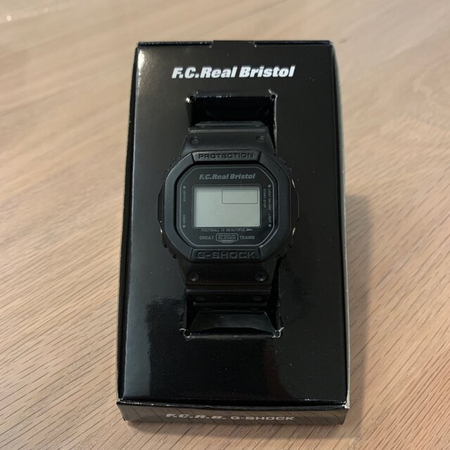 F.C.R.B.(エフシーアールビー)のG-SHOCK × F.C.R.B. DW-5600VT 中古 メンズの時計(腕時計(デジタル))の商品写真