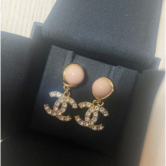 CHANEL ピアス ピンク 新品同様 売れ切りました