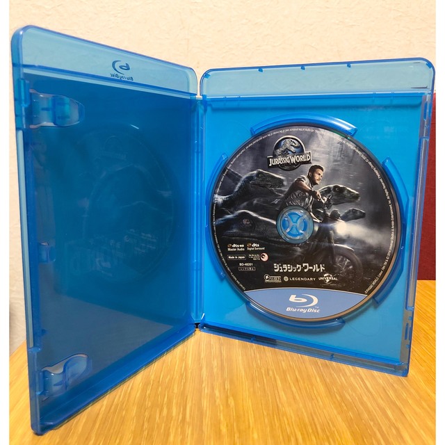 UNIVERSAL ENTERTAINMENT(ユニバーサルエンターテインメント)のジュラシックワールド　Blu-ray  Disc エンタメ/ホビーのDVD/ブルーレイ(外国映画)の商品写真