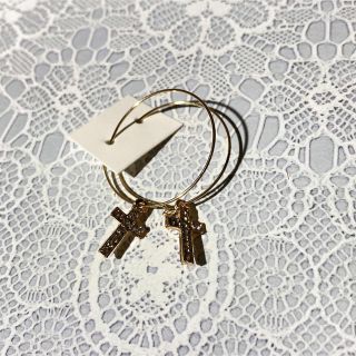 アナップ(ANAP)のANAP フープピアス　クロス(ピアス)