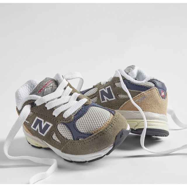 New Balance(ニューバランス)のNEW BALANCE IC990TO3-INFANTS OLIVE 16cm キッズ/ベビー/マタニティのキッズ靴/シューズ(15cm~)(スニーカー)の商品写真