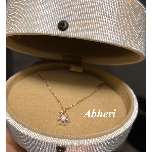 AbHeri(アベリ)の専用ページ レディースのアクセサリー(ネックレス)の商品写真