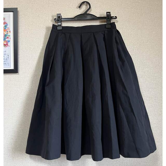URBAN RESEARCH(アーバンリサーチ)のアーバンリサーチ ミモレ丈フレアスカート ネイビー レディースのスカート(ひざ丈スカート)の商品写真