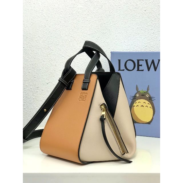 サイズお】 LOEWE - 正規品 レア ロエベハンモック ミディアム タン