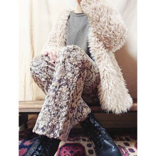 グリモワール(Grimoire)の90s vintage eco fur arabesque pants(カジュアルパンツ)