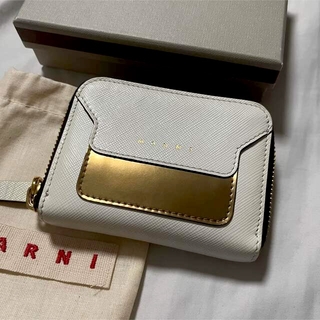 Marni - 美品✨マルニ コインケース ラウンドファスナー　ホワイト×ゴールド　箱・袋付
