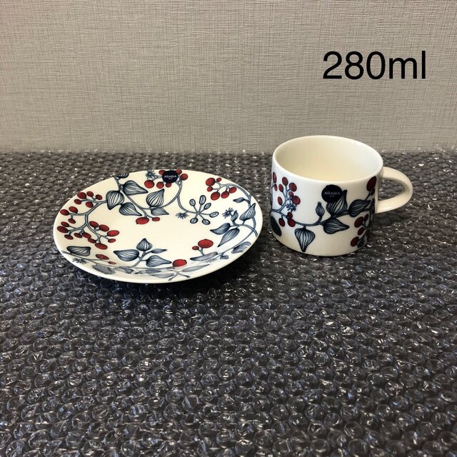アラビア ルノ ティーカップ&ソーサー フロストベリー コースター付き
