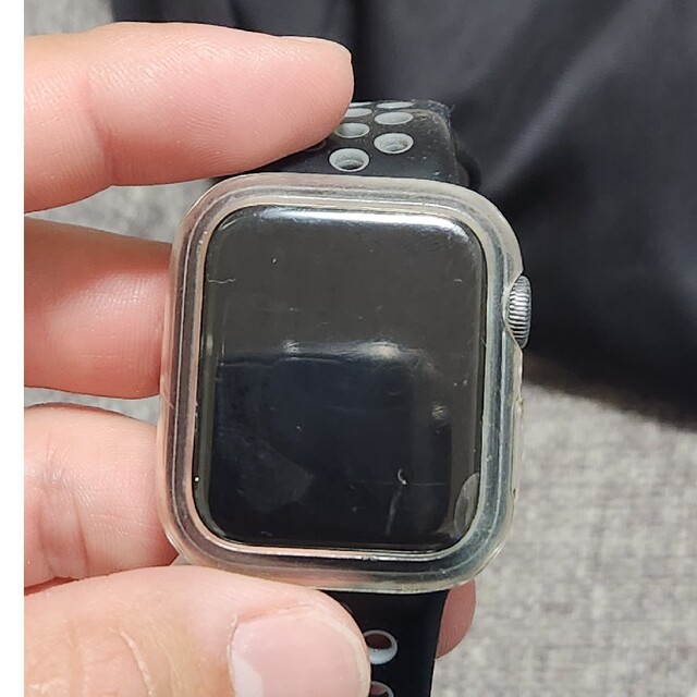 Apple(アップル)のApple Watch4 40mm スマホ/家電/カメラのスマートフォン/携帯電話(その他)の商品写真