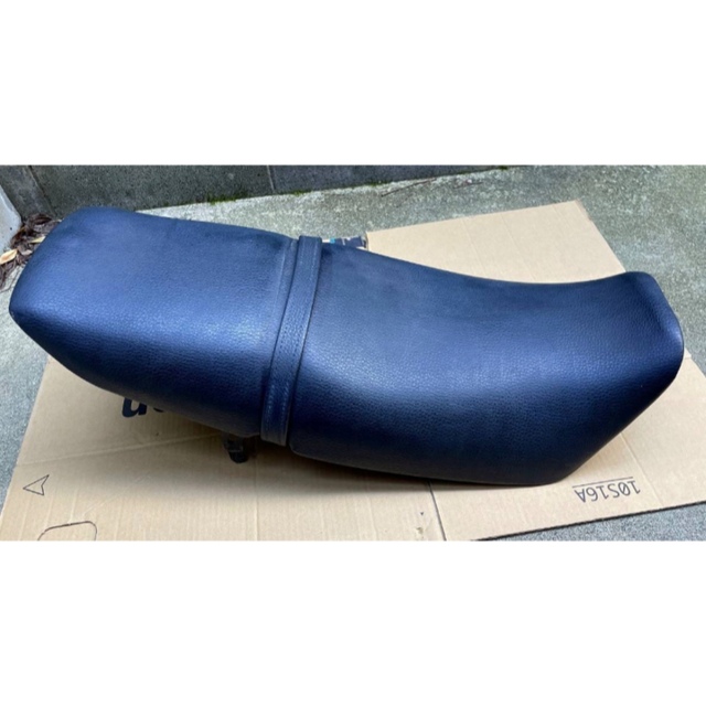 破れ穴なし VT250FE VT250Z用 純正シートベース 破れ穴なし VT250FE VT250Z用 純正シートベース