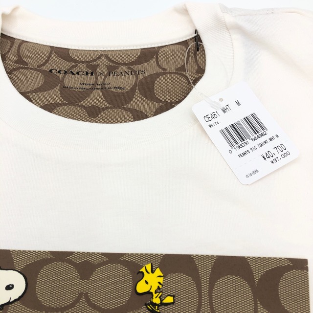 COACH(コーチ)の【COACH X PEANUTS】新品！シグネチャー スヌーピー Tシャツ！ レディースのトップス(Tシャツ(半袖/袖なし))の商品写真